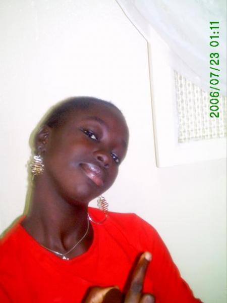 elle  c ma  sister adoree  big  kisss a toi
